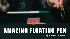 AMAZING FLOATING PEN by Rodrigo Romano