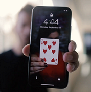 Queen Amy Phone Effect