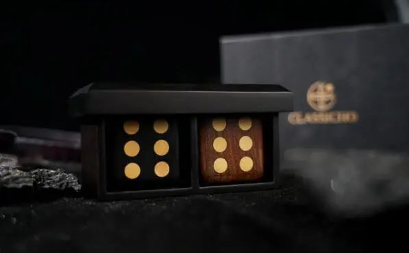 Hearken Dice by TCC & Classicho
